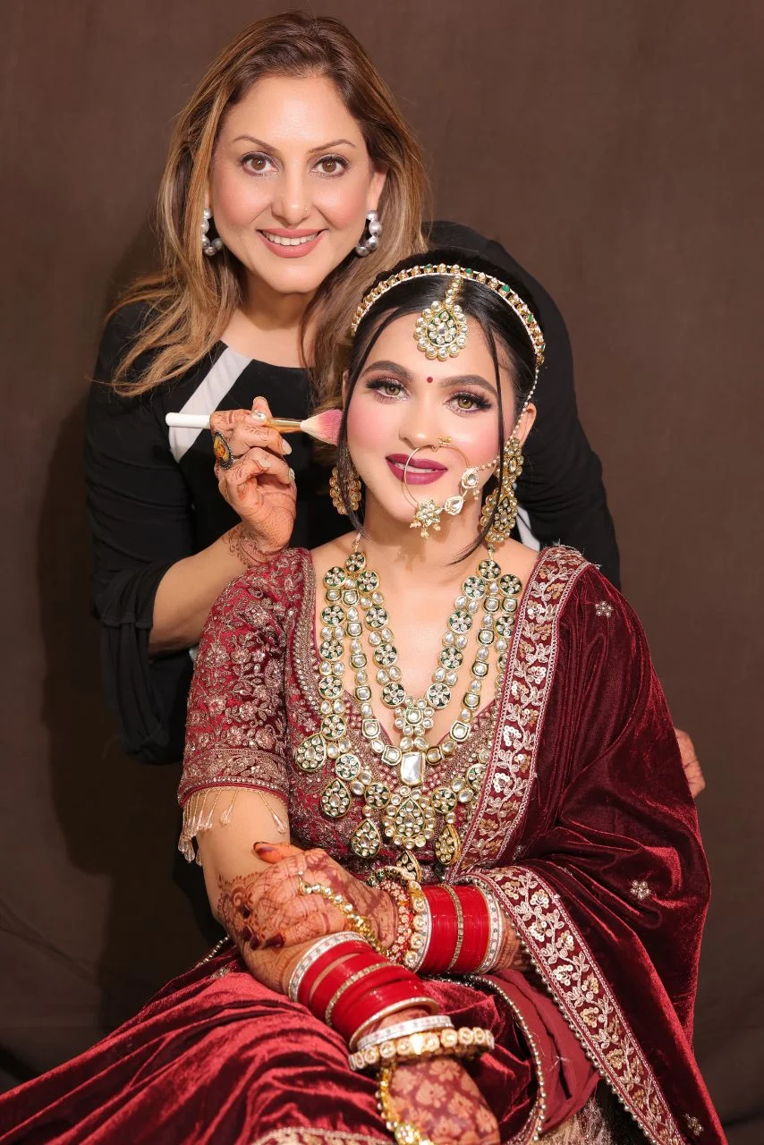 Meenakshi Dutt Makeovers – Classic Glam Queen